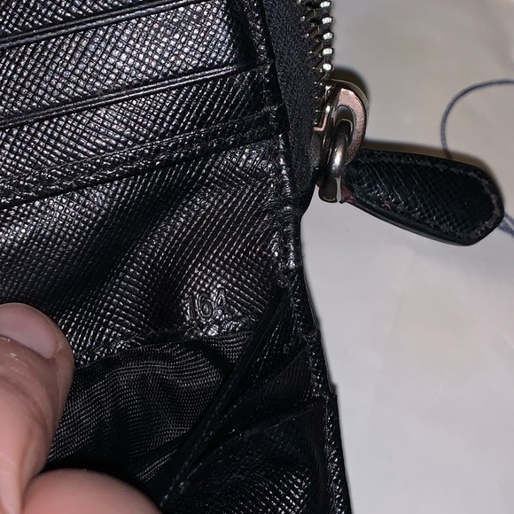 Prada wallet - Picture 7 of 8